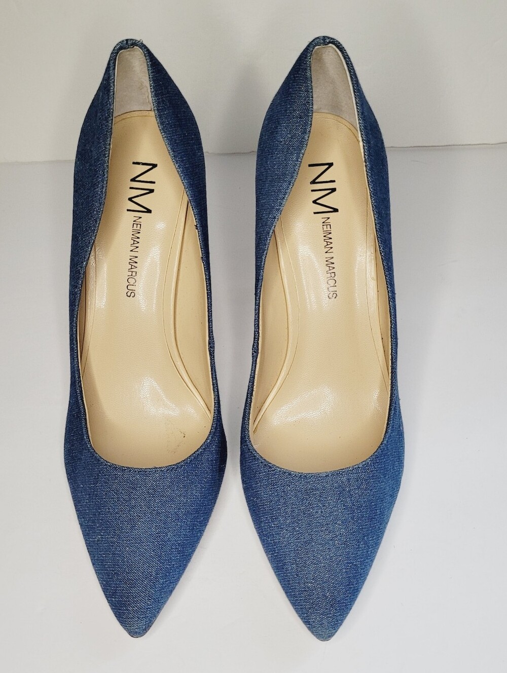 Neiman Marcus Denim Blue Stiletto Heels Pointed Toe Womens 8 M Going Out Y2K - Picture 3 of 8